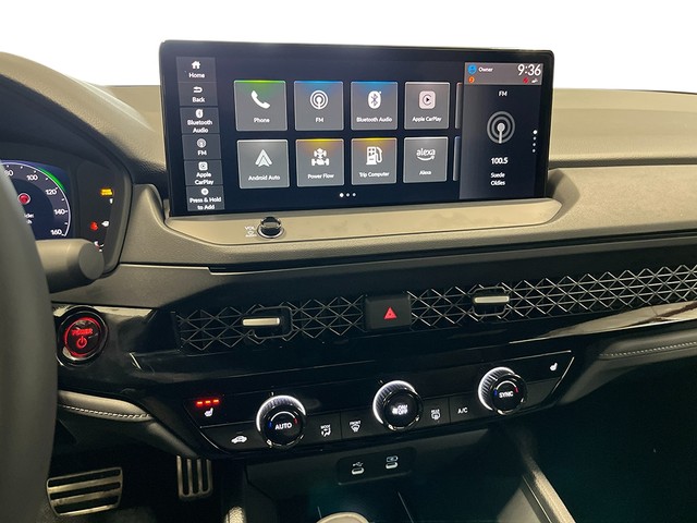 Honda Accord Hybrid Vehicle Full-screen Gallery Image 21