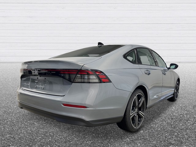 Honda Accord Sedan Vehicle Full-screen Gallery Image 06