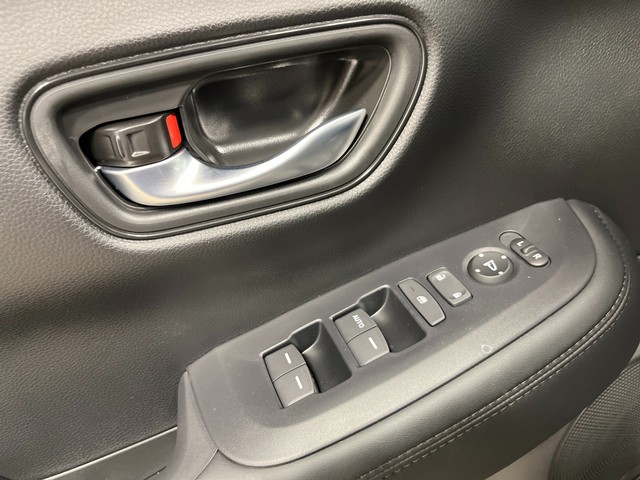 Honda HR-V Vehicle Full-screen Gallery Image 13