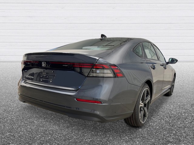 Honda Accord Sedan Vehicle Full-screen Gallery Image 06