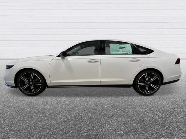 Honda Accord Sedan Vehicle Full-screen Gallery Image 03
