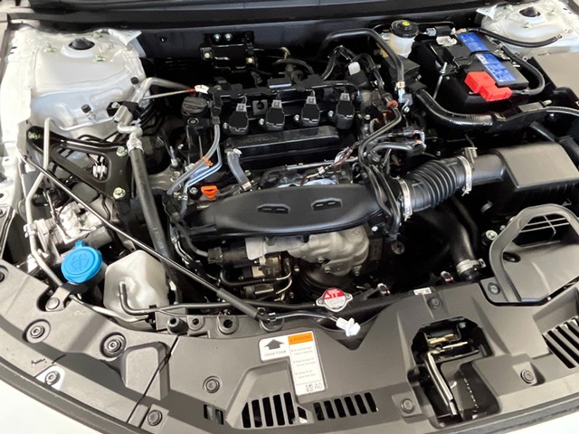 Honda Accord Sedan Vehicle Full-screen Gallery Image 12