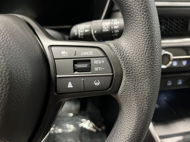 Honda CR-V Vehicle Full-screen Gallery Image 19