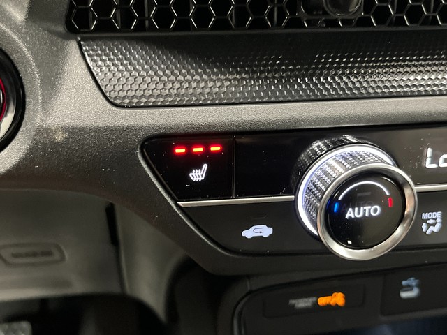 Honda CR-V Vehicle Full-screen Gallery Image 24