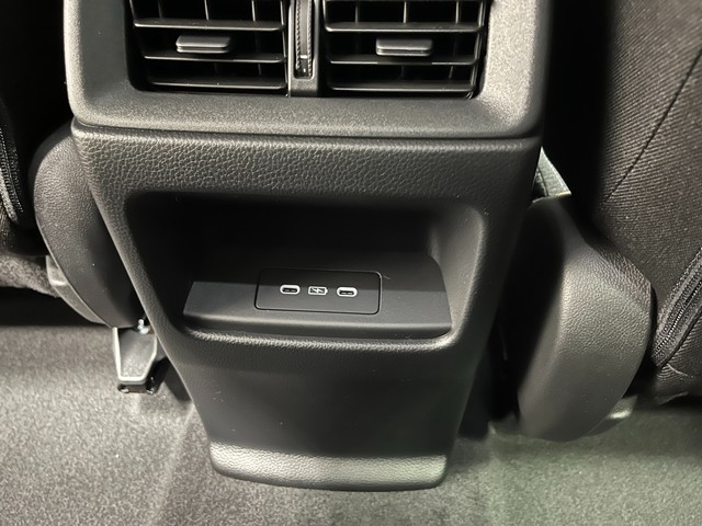 Honda CR-V Vehicle Full-screen Gallery Image 26