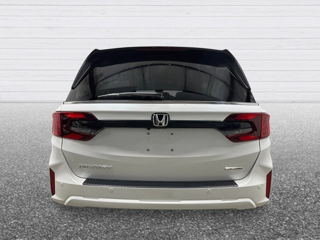 Honda Odyssey Vehicle Full-screen Gallery Image 05