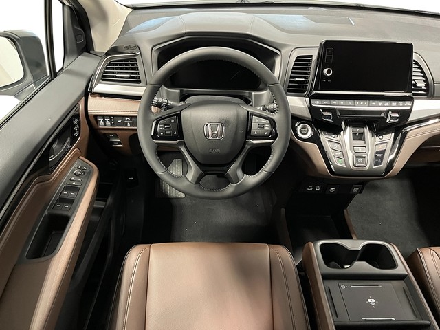 Honda Odyssey Vehicle Full-screen Gallery Image 28