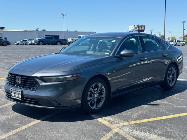 Honda Accord Sedan Vehicle Full-screen Gallery Image 07