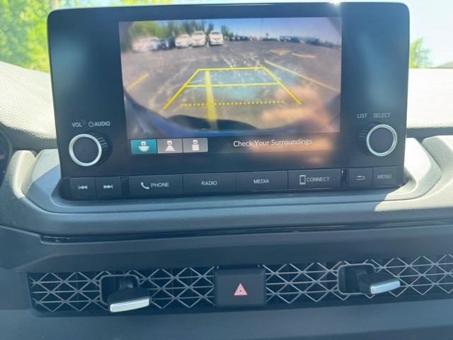 Honda Accord Sedan Vehicle Full-screen Gallery Image 27