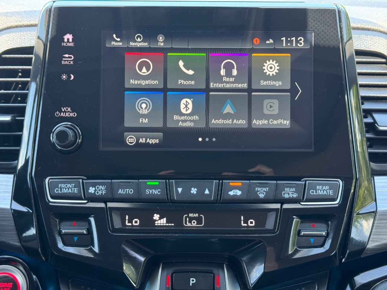 Honda Odyssey Vehicle Full-screen Gallery Image 15