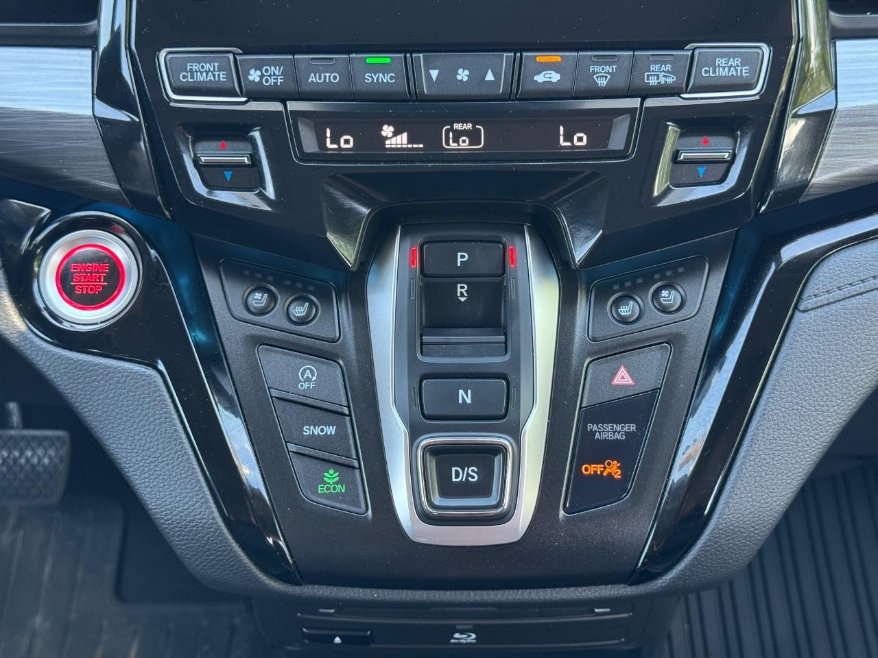 Honda Odyssey Vehicle Full-screen Gallery Image 16
