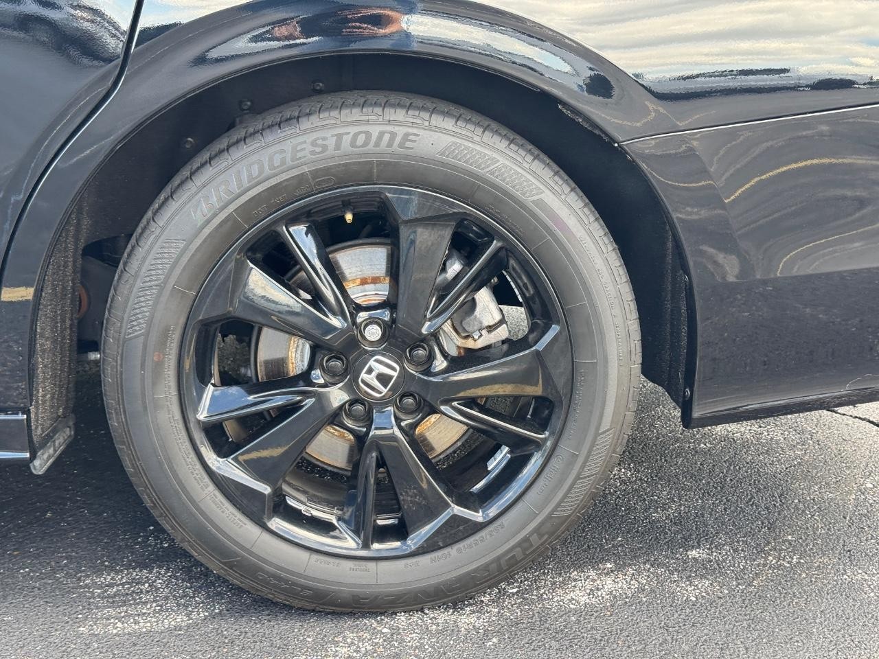 Honda Odyssey Vehicle Full-screen Gallery Image 08