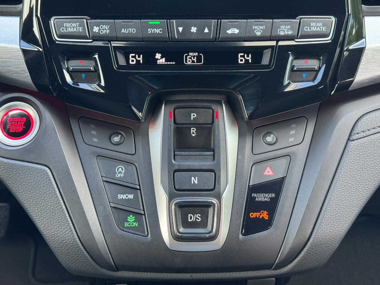 Honda Odyssey Vehicle Full-screen Gallery Image 16