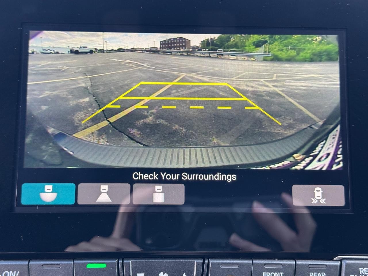 Honda Odyssey Vehicle Full-screen Gallery Image 24