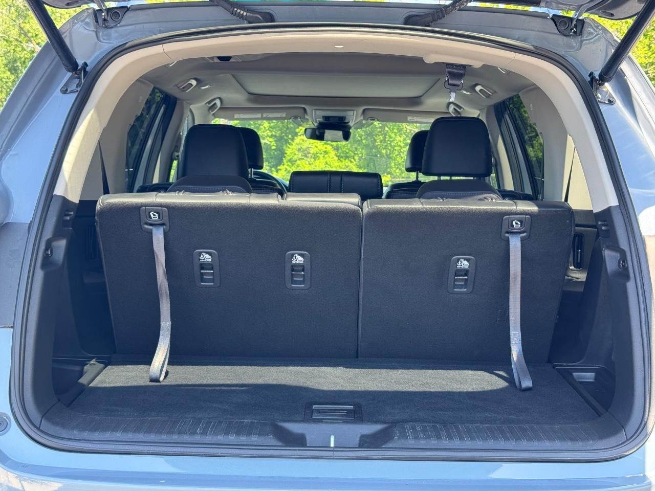 Honda Pilot Vehicle Full-screen Gallery Image 05