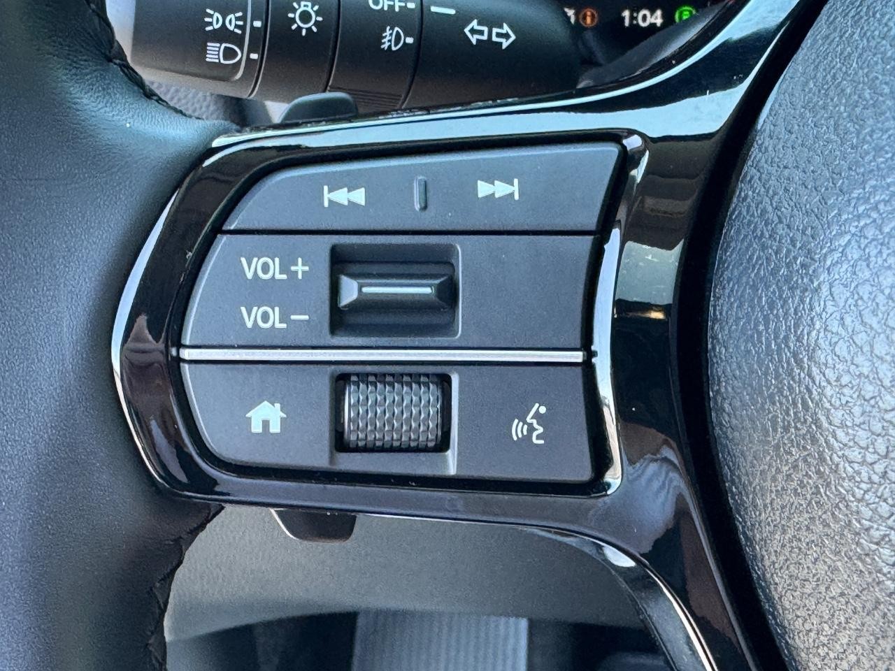 Honda Pilot Vehicle Full-screen Gallery Image 23