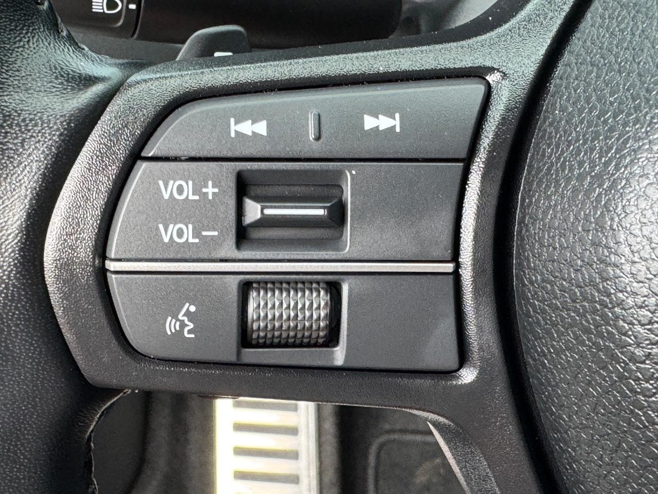 Honda Accord Hybrid Vehicle Full-screen Gallery Image 22