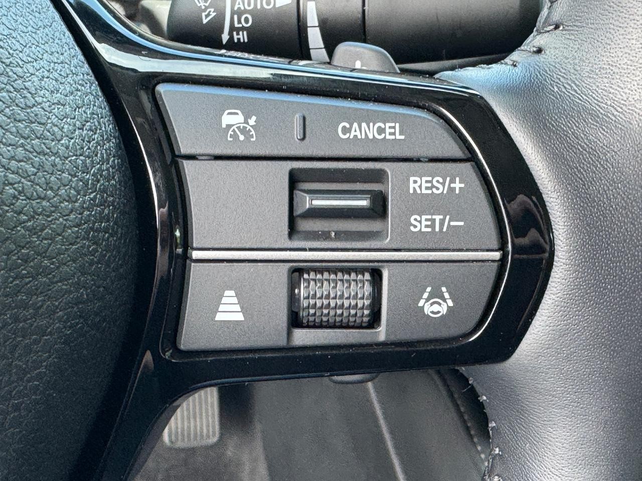 Honda Accord Hybrid Vehicle Full-screen Gallery Image 23