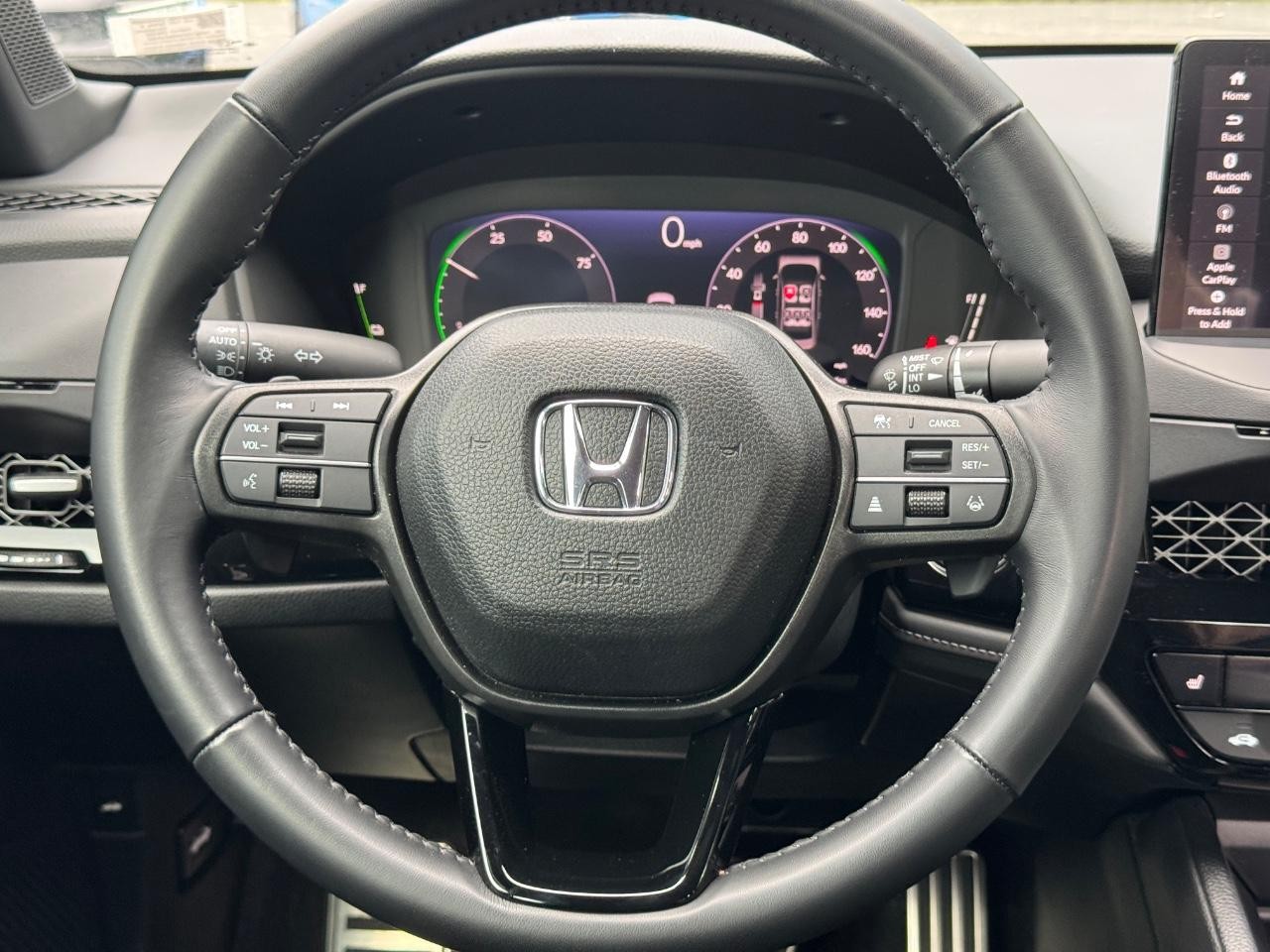 Honda Accord Hybrid Vehicle Full-screen Gallery Image 13