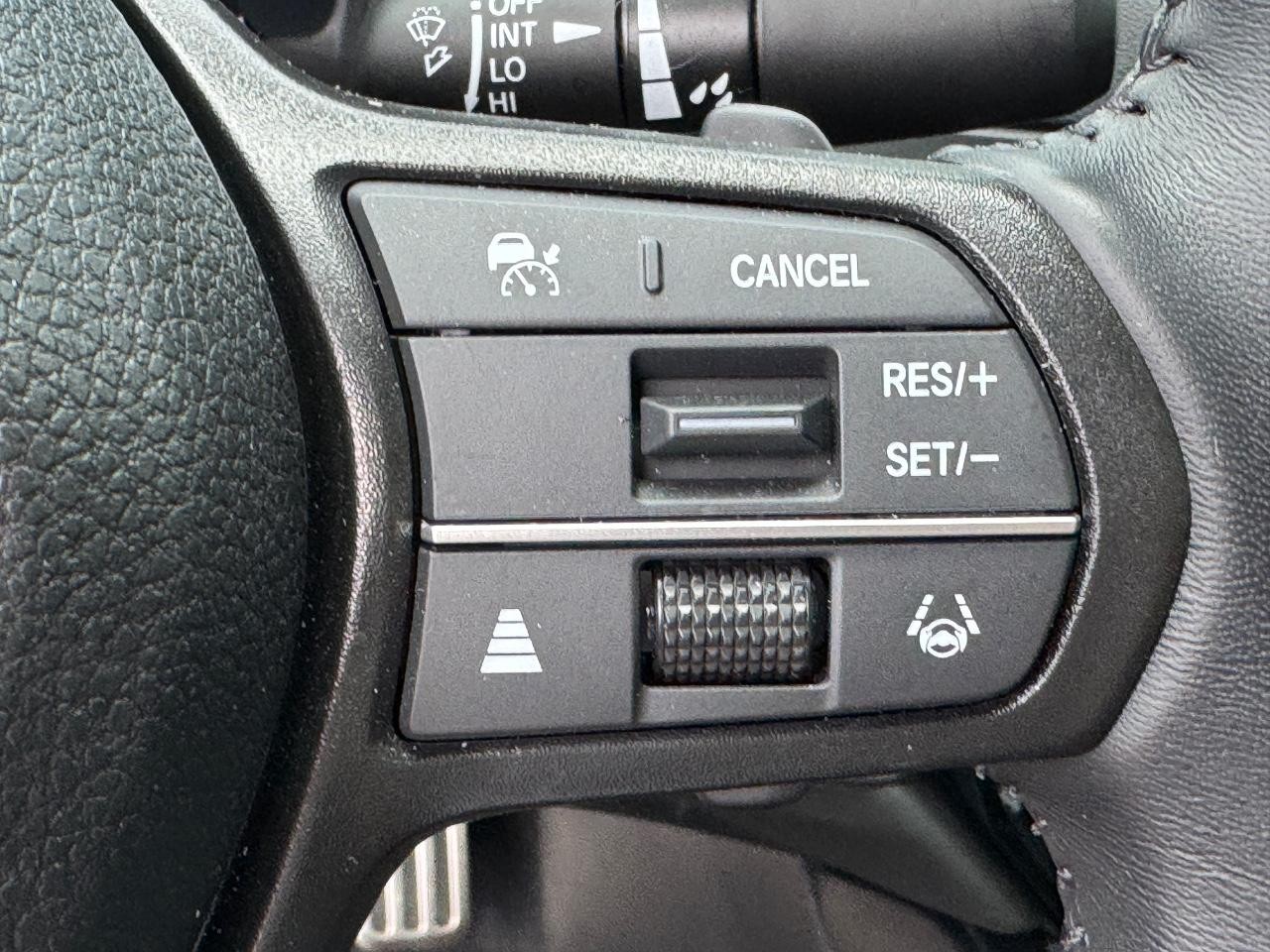 Honda Accord Hybrid Vehicle Full-screen Gallery Image 23