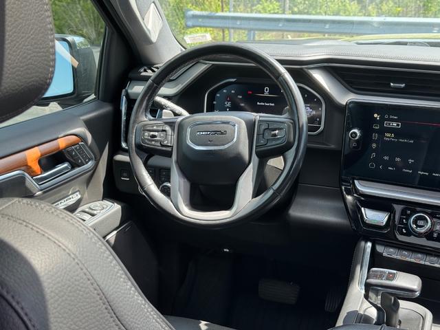 GMC Sierra 1500 Vehicle Full-screen Gallery Image 11