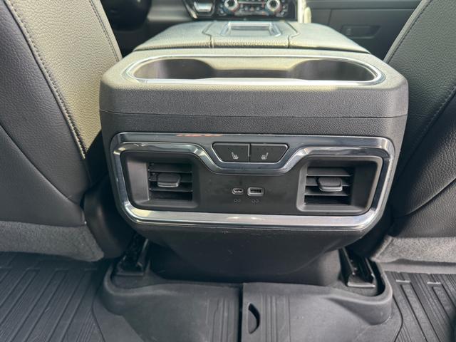 GMC Sierra 1500 Vehicle Full-screen Gallery Image 18