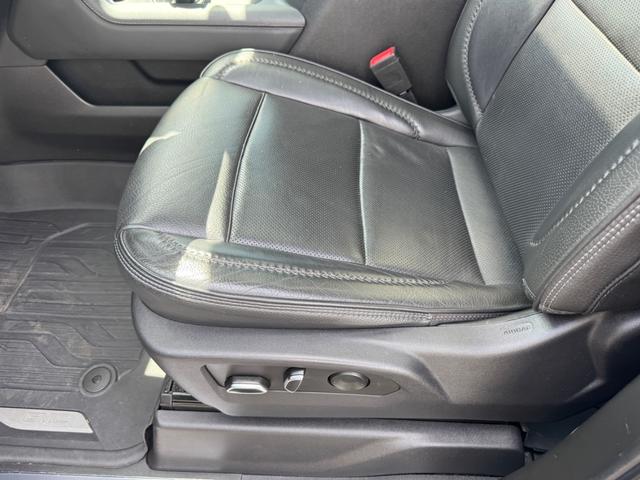 GMC Sierra 1500 Vehicle Full-screen Gallery Image 20
