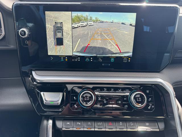 GMC Sierra 1500 Vehicle Full-screen Gallery Image 27