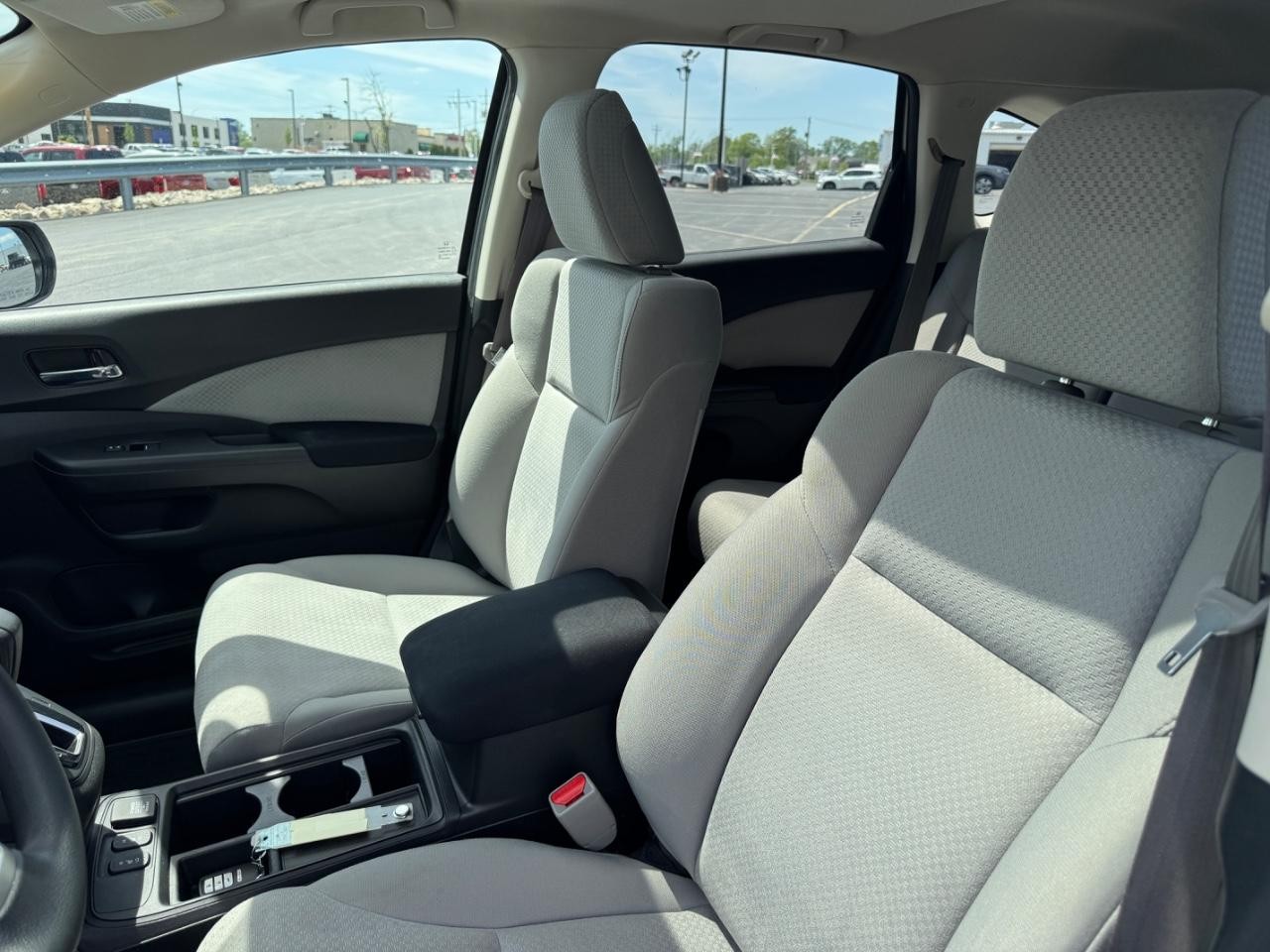 Honda CR-V Vehicle Full-screen Gallery Image 20