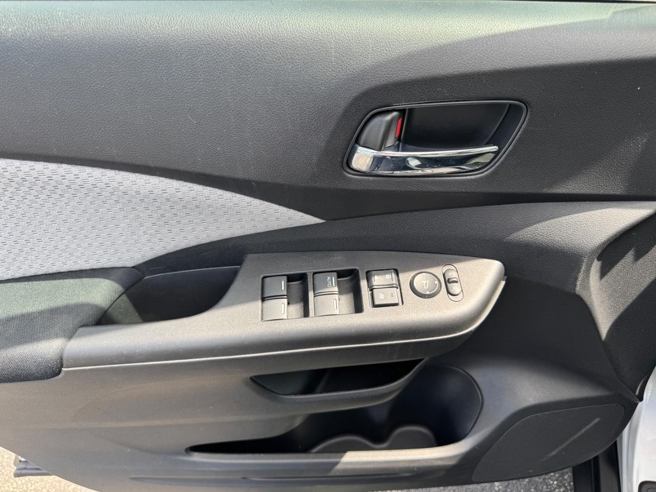 Honda CR-V Vehicle Full-screen Gallery Image 23