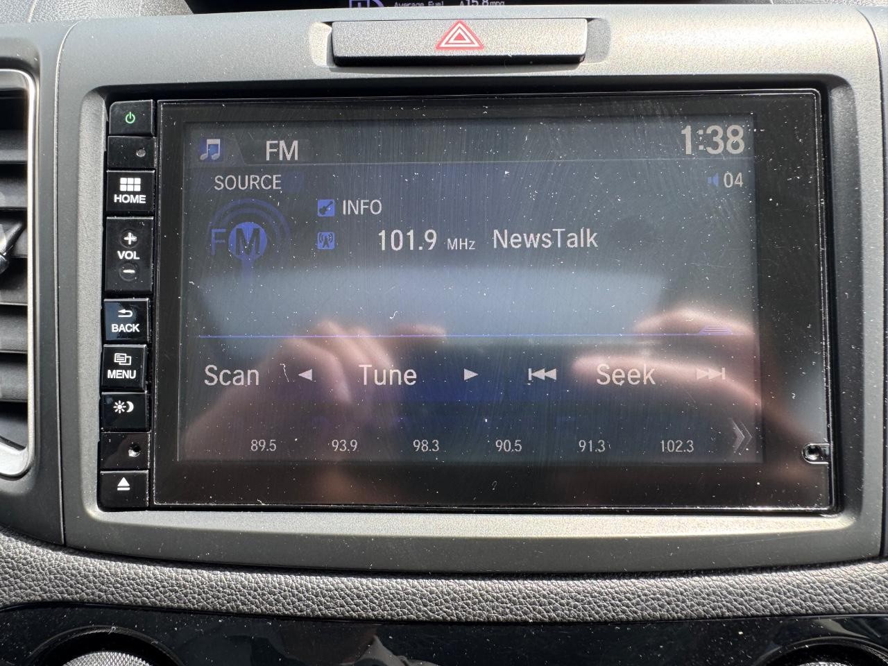 Honda CR-V Vehicle Full-screen Gallery Image 24