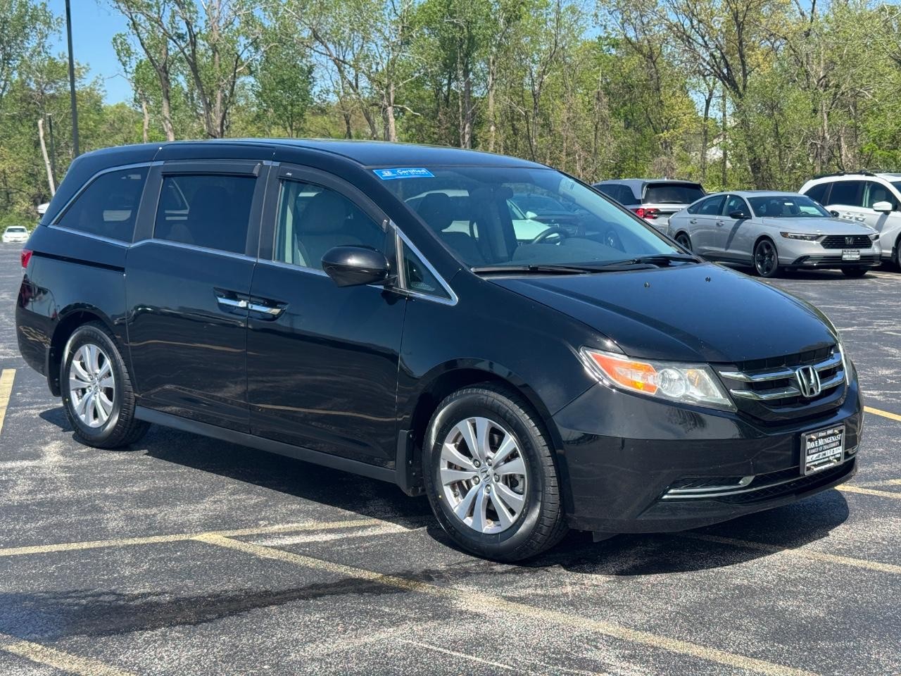 Honda Odyssey Vehicle Full-screen Gallery Image 02