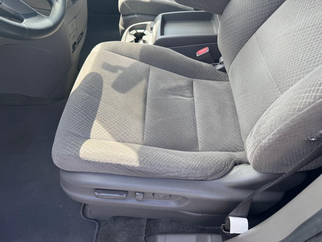 Honda Odyssey Vehicle Full-screen Gallery Image 20