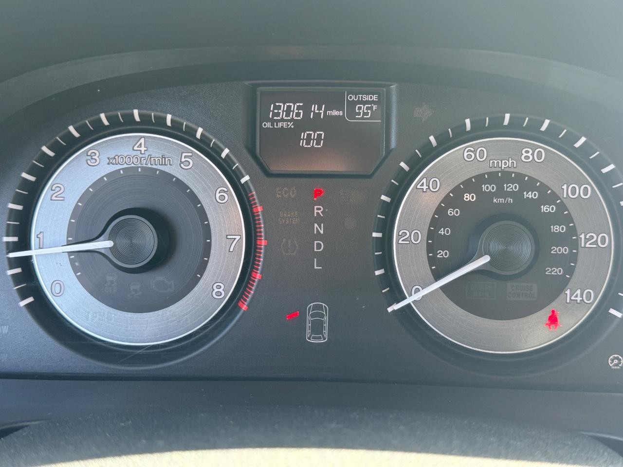 Honda Odyssey Vehicle Full-screen Gallery Image 21