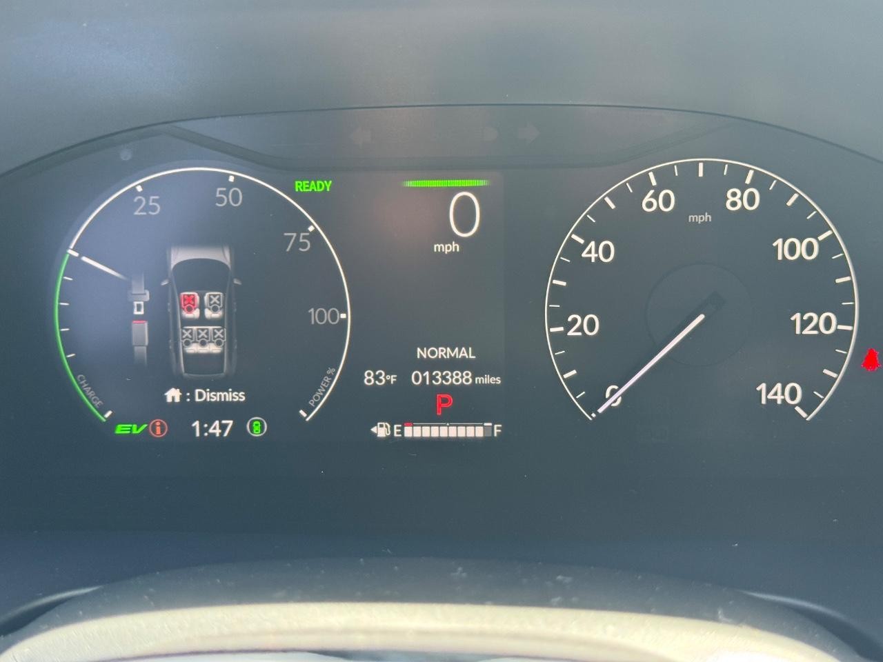 Honda CR-V Hybrid Vehicle Full-screen Gallery Image 27