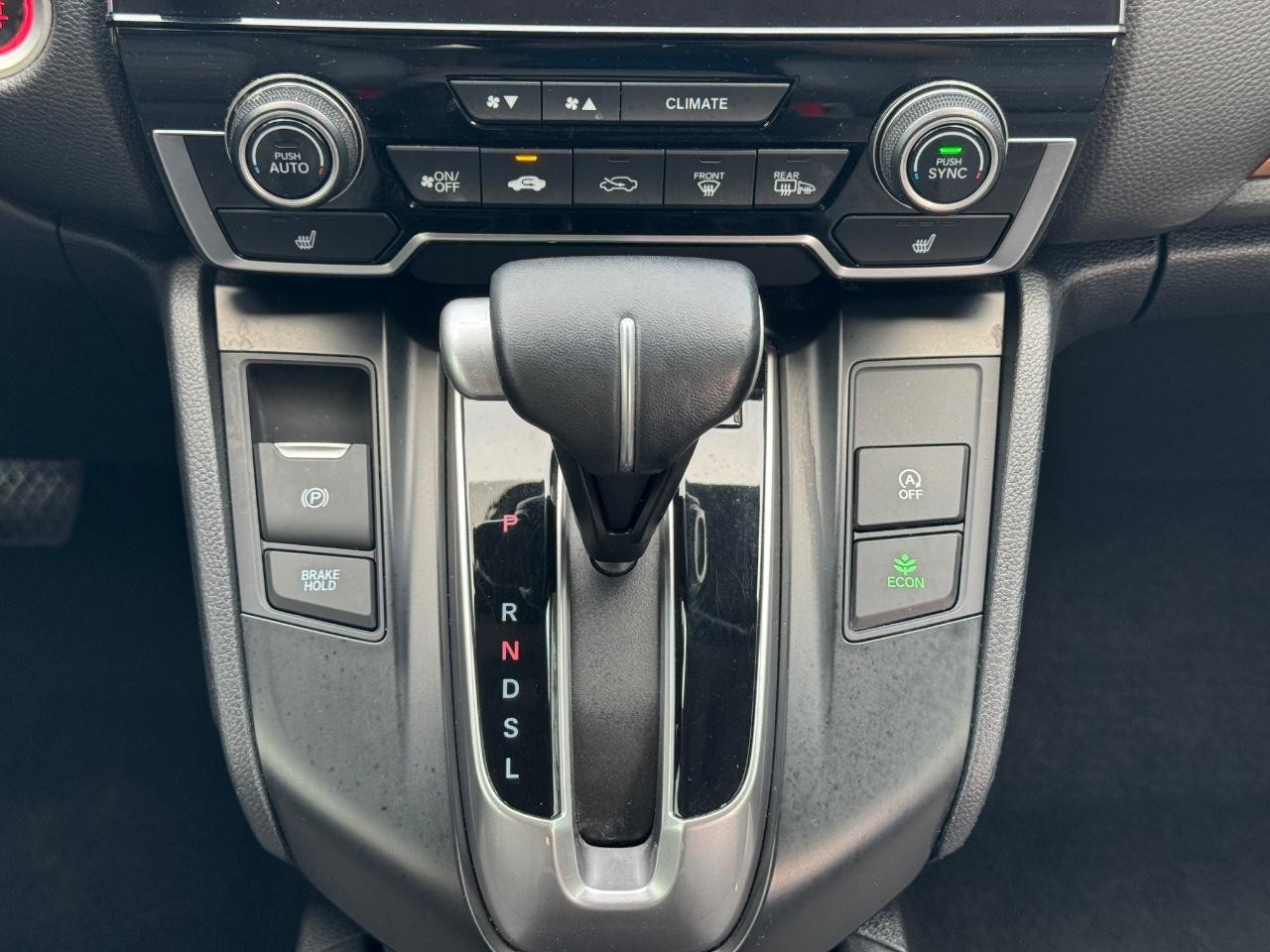 Honda CR-V Vehicle Full-screen Gallery Image 15