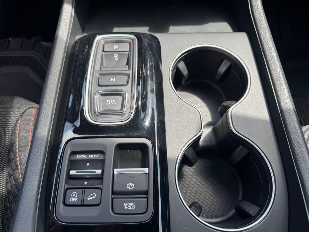 Honda Pilot Vehicle Full-screen Gallery Image 28
