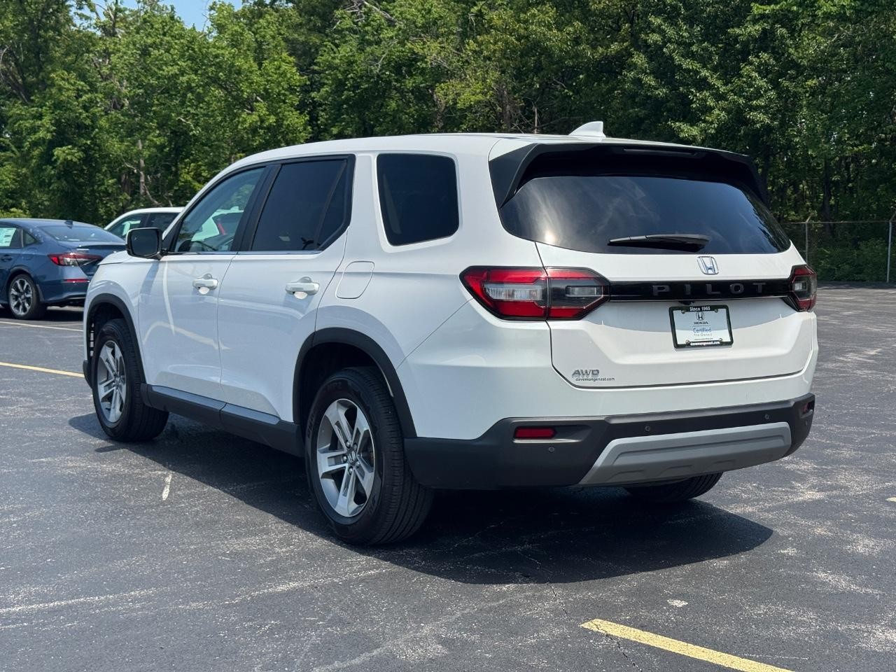 Honda Pilot Vehicle Full-screen Gallery Image 07