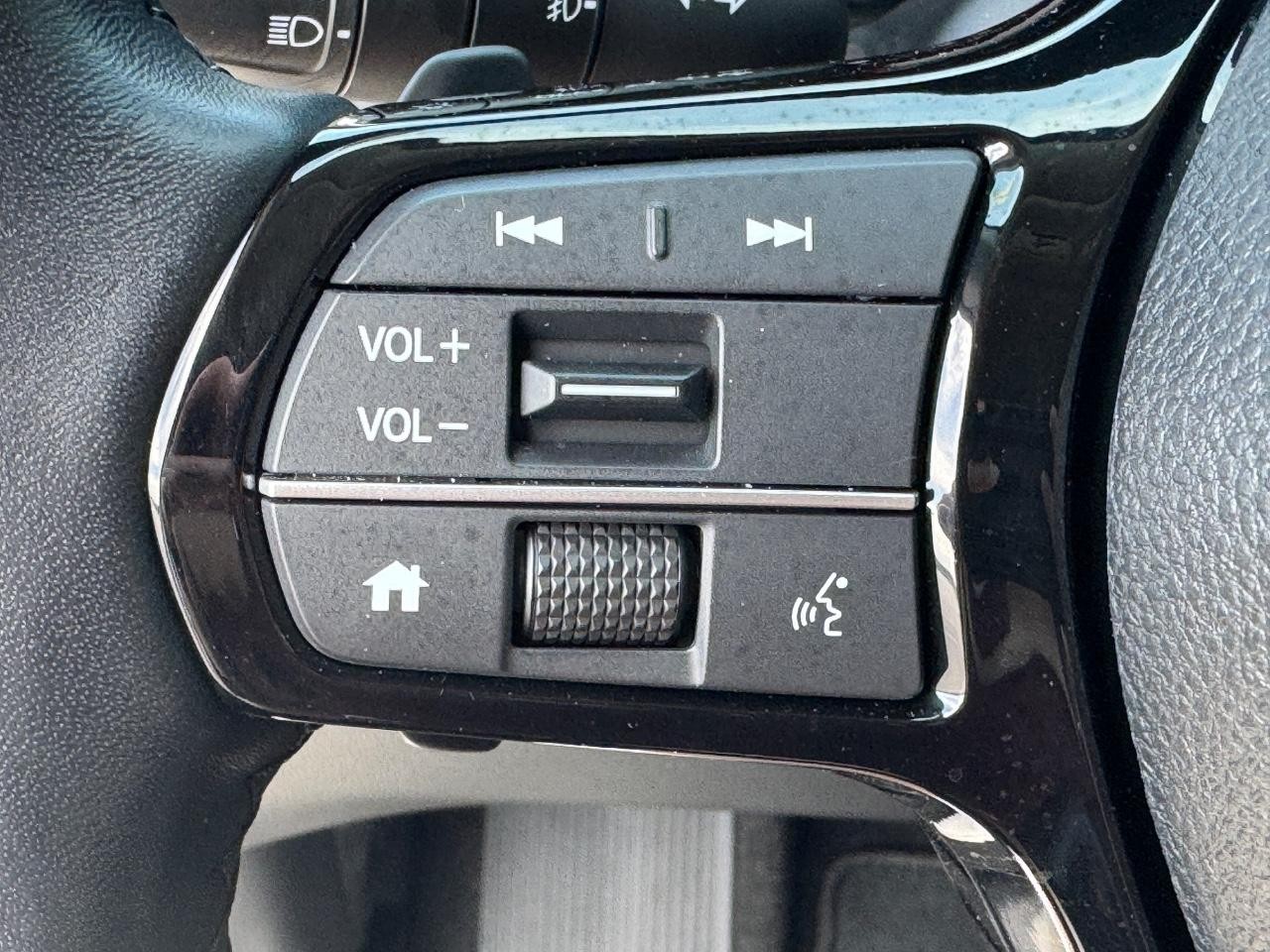 Honda Pilot Vehicle Full-screen Gallery Image 22