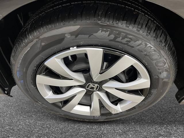 Honda Civic Sedan Vehicle Full-screen Gallery Image 11
