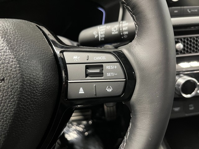 Honda Civic Hatchback Vehicle Full-screen Gallery Image 20