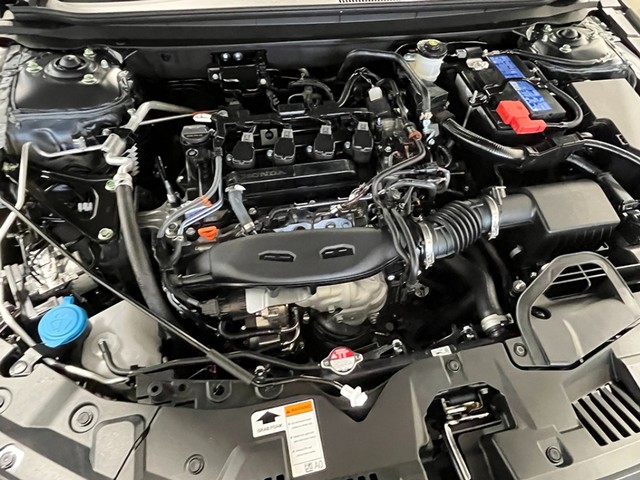 Honda Accord Sedan Vehicle Full-screen Gallery Image 12