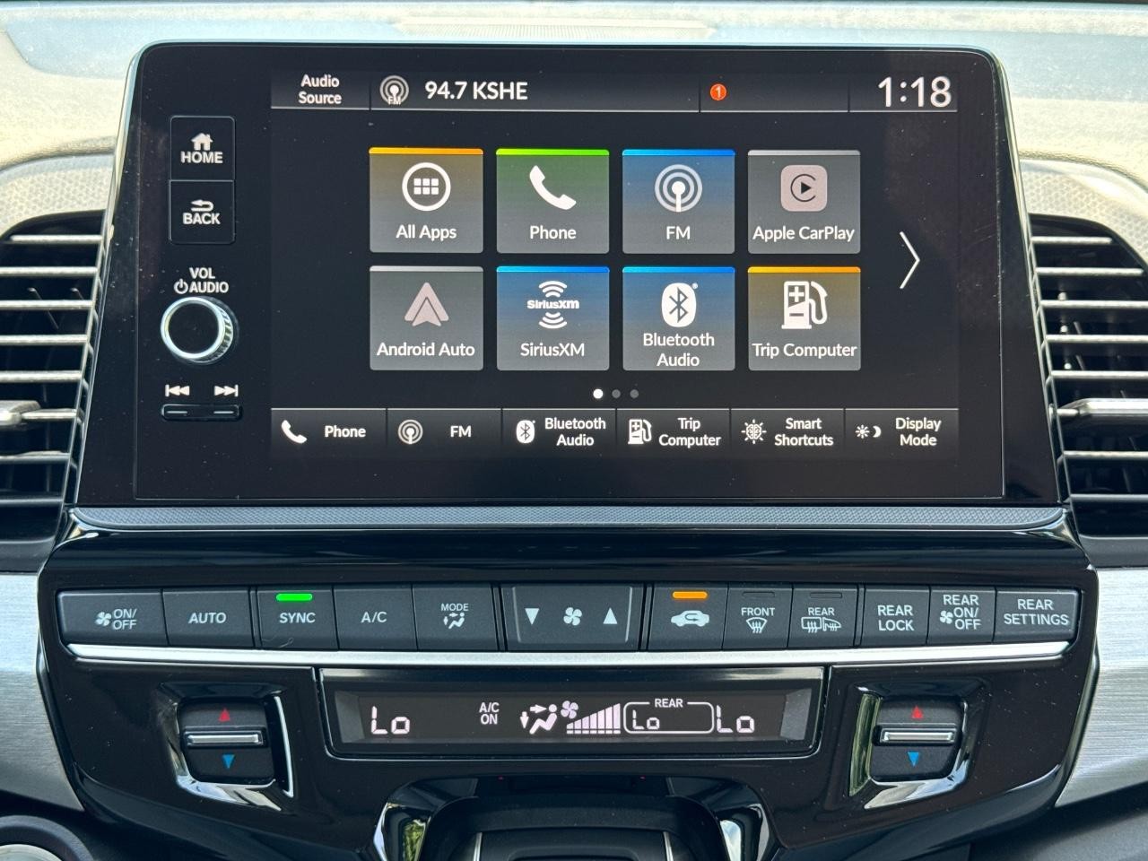 Honda Odyssey Vehicle Full-screen Gallery Image 15