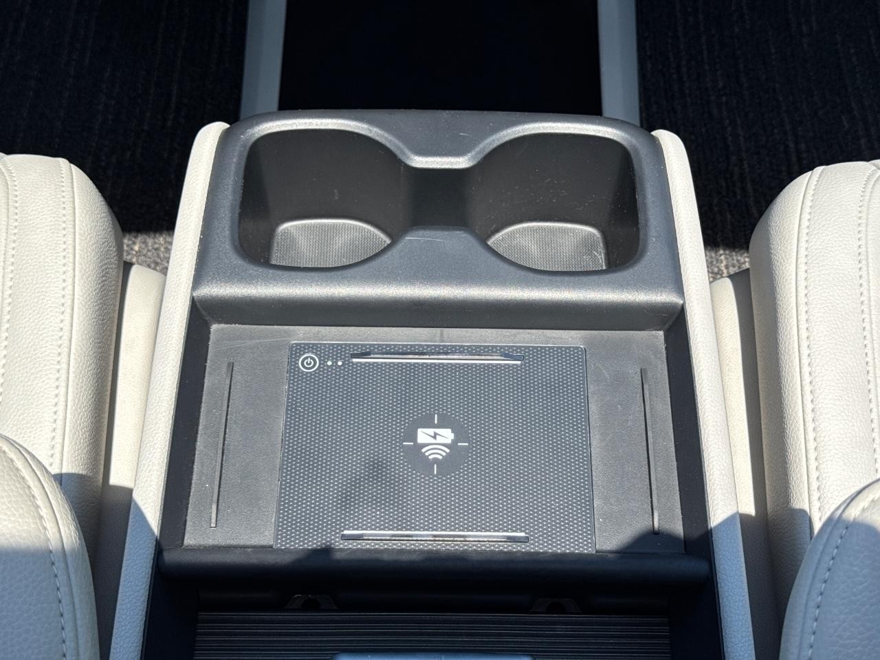 Honda Odyssey Vehicle Full-screen Gallery Image 17