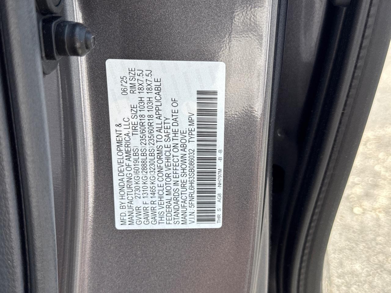 Honda Odyssey Vehicle Full-screen Gallery Image 28