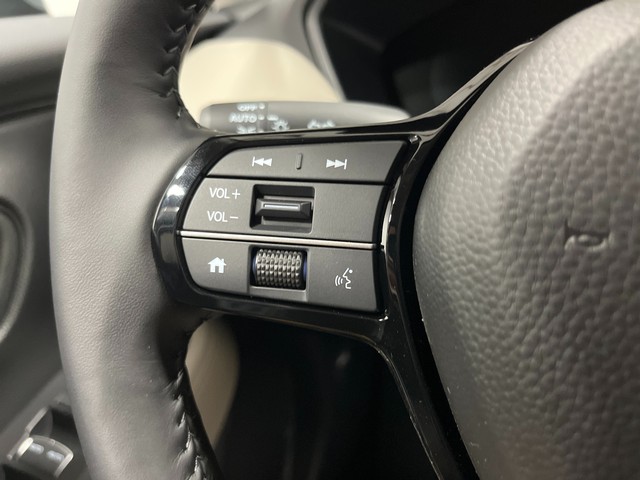 Honda HR-V Vehicle Full-screen Gallery Image 18