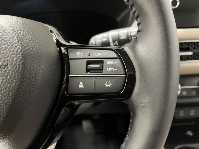 Honda HR-V Vehicle Full-screen Gallery Image 19