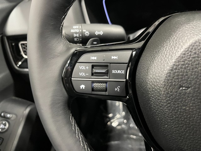 Honda Civic Hatchback Vehicle Full-screen Gallery Image 17
