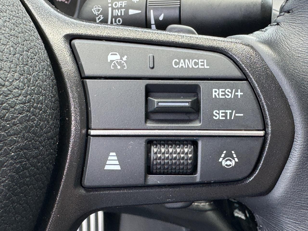 Honda Accord Hybrid Vehicle Full-screen Gallery Image 22