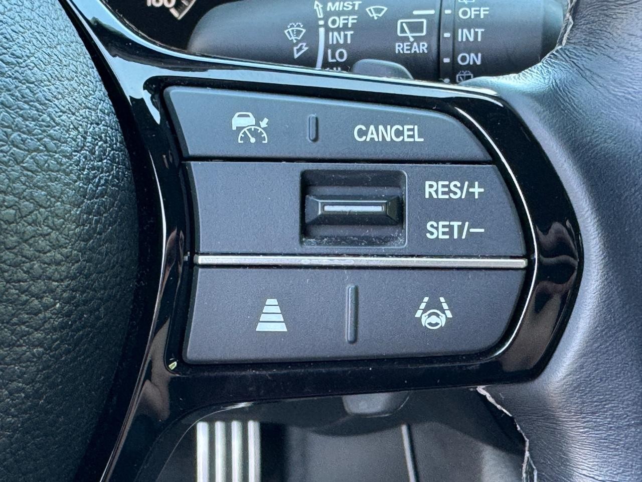 Honda Civic Hatchback Vehicle Full-screen Gallery Image 21